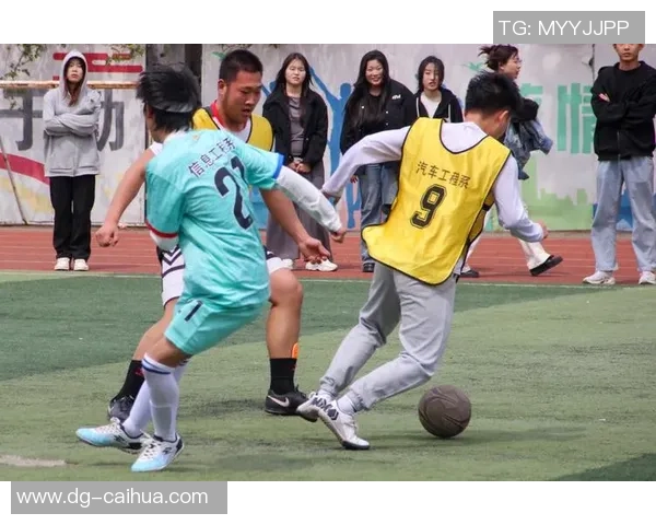 难忘的足球比赛经历与团队精神的升华